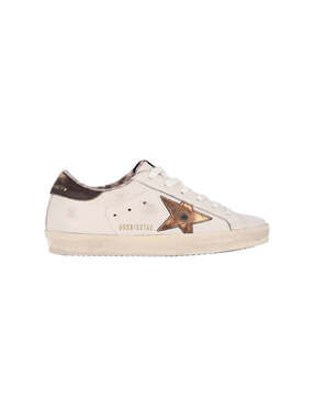 Golden Goose Super Star Sneaker (130)(PLEASE REQUEST YOUR SIZE BEFORE PURCHASING